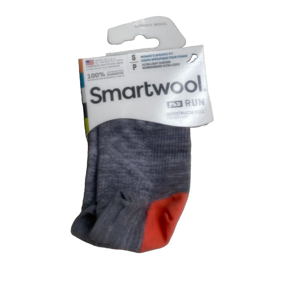 NEW Smartwool PhD Run Socks Women Small Ultra Light Cushion Merino Wool 1 Pair